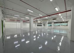 lam-soon-industrial-building photo thumbnail #8